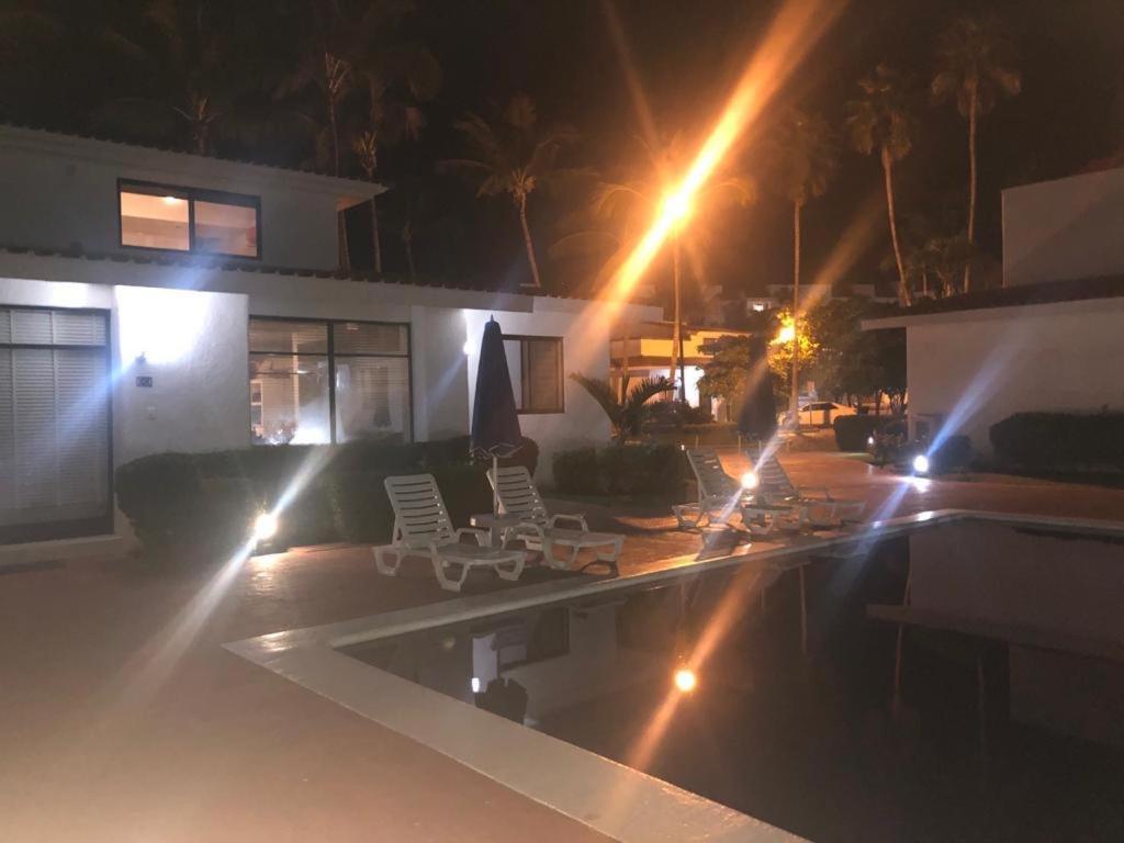 Marina Fiesta Aparthotel Nuevo Vallarta Bagian luar foto